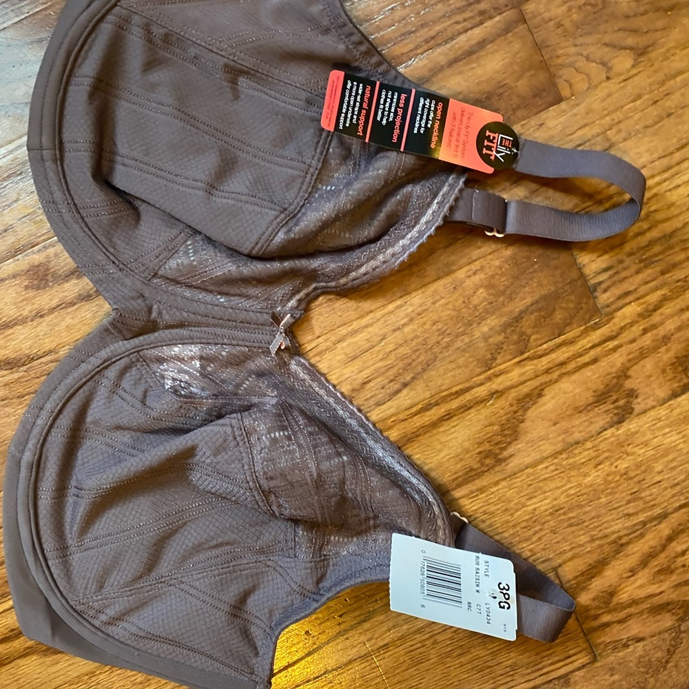 Lilyette Bras